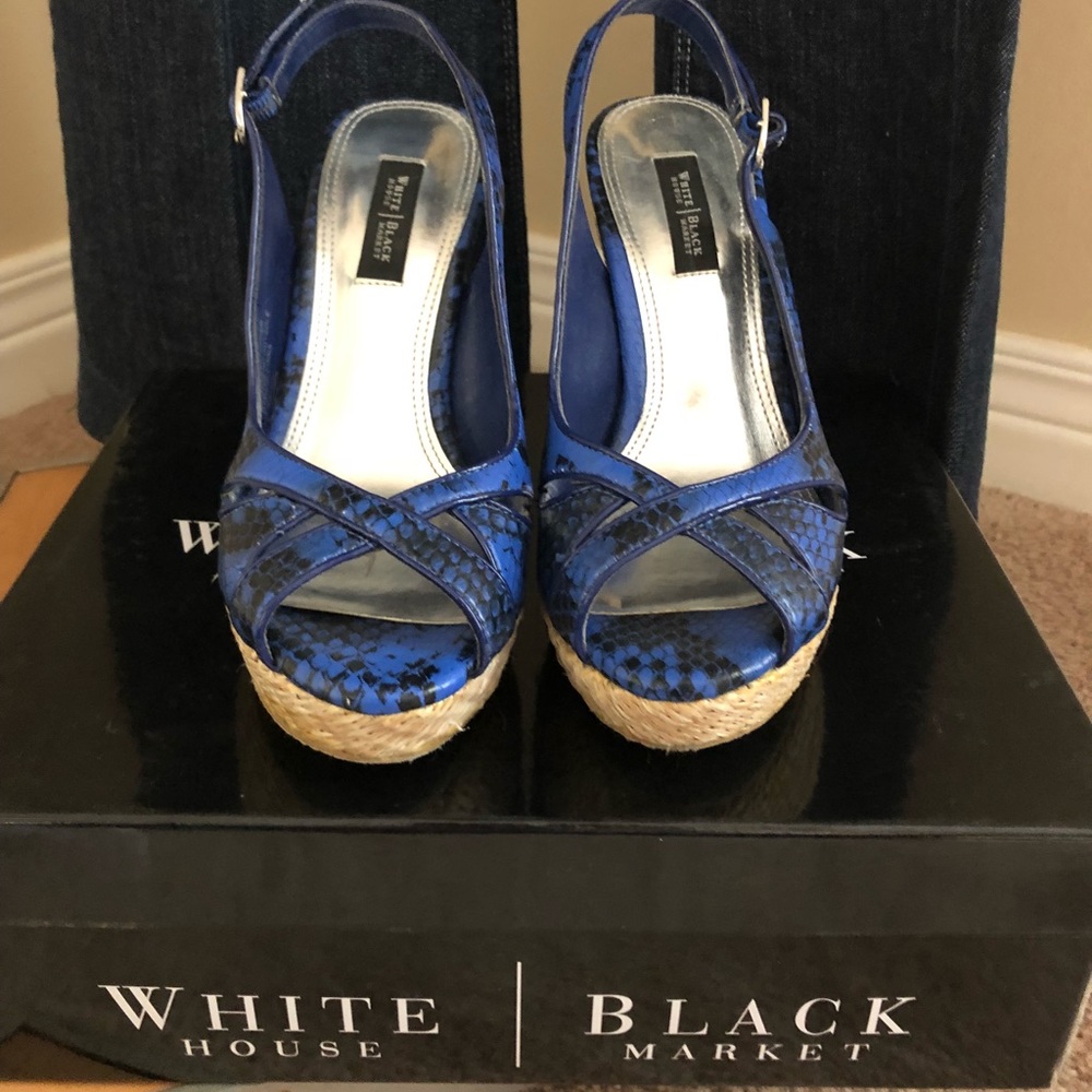 WHBM Faux snake skin blue and black heels.